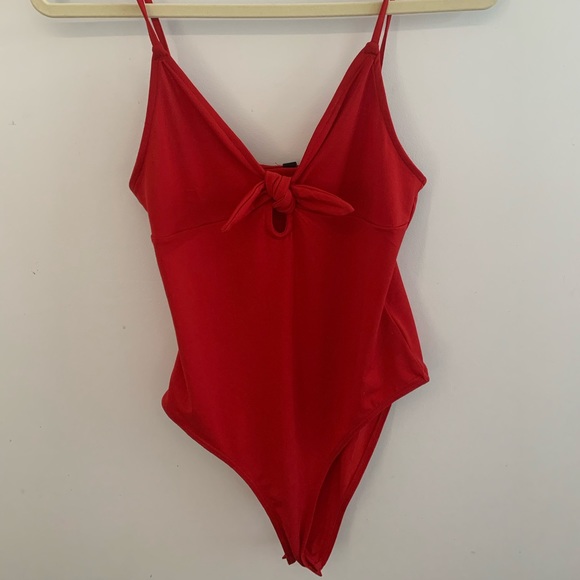H&M Red Front Tie Bodysuit - Picture 3 of 4